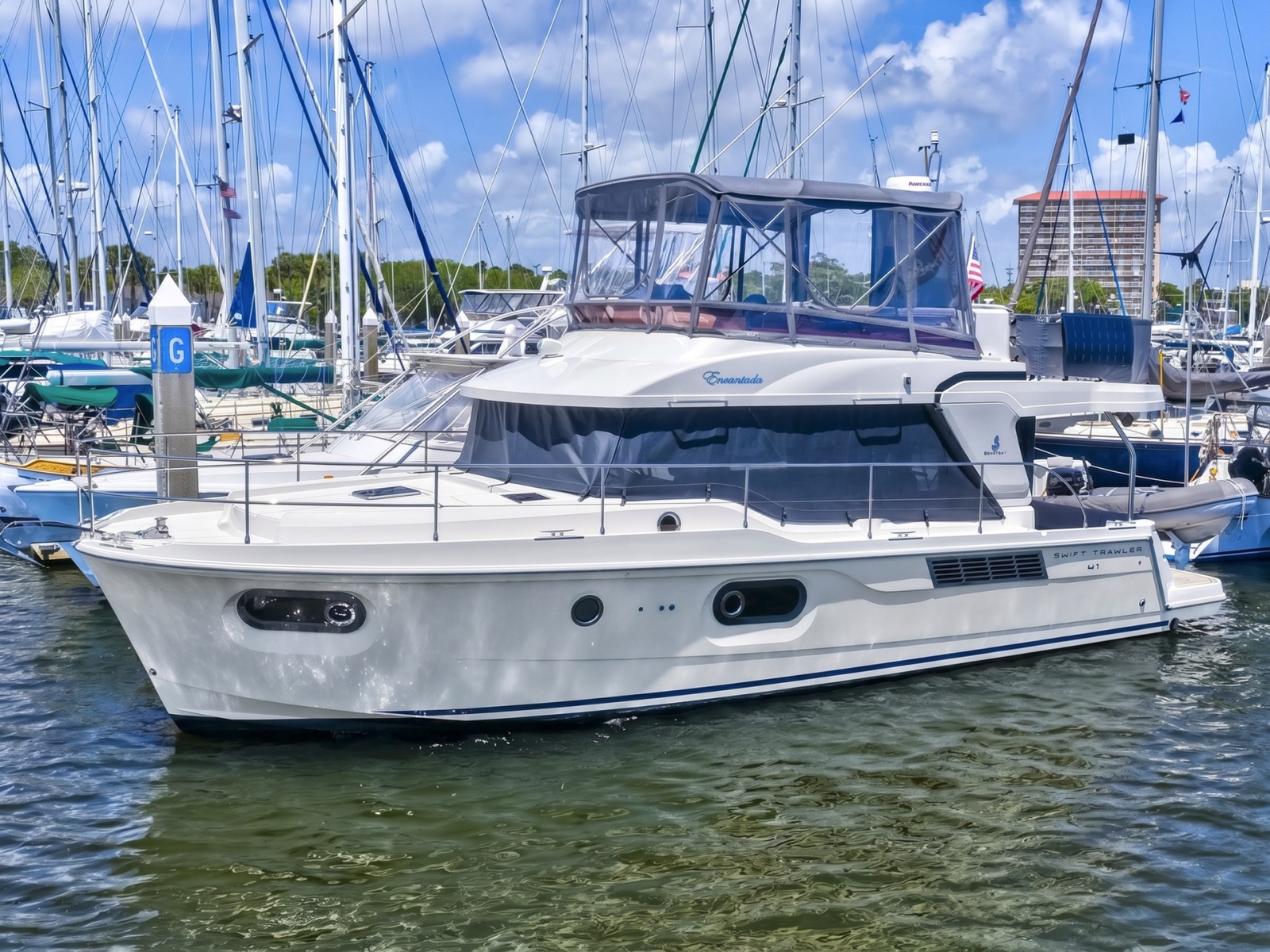 2022 Beneteau Swift Trawler 41 Fly