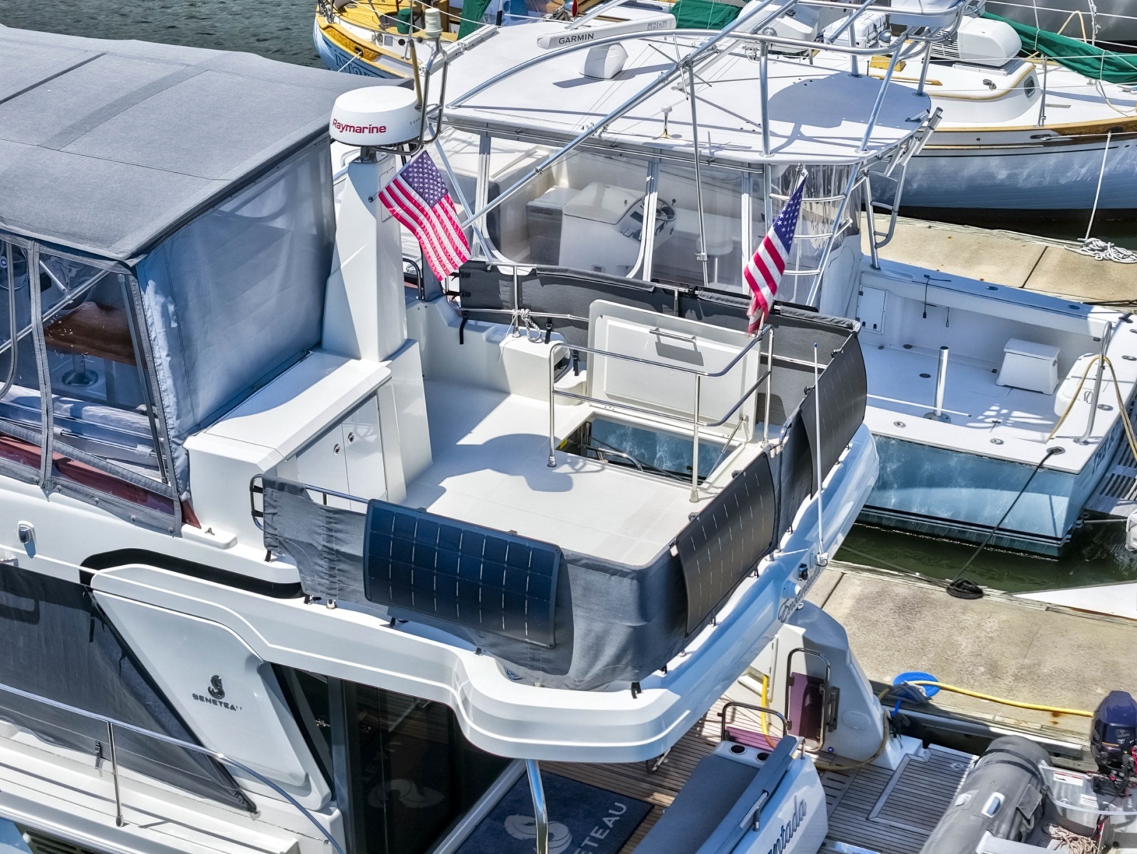 2022 Beneteau Swift Trawler 41 Fly