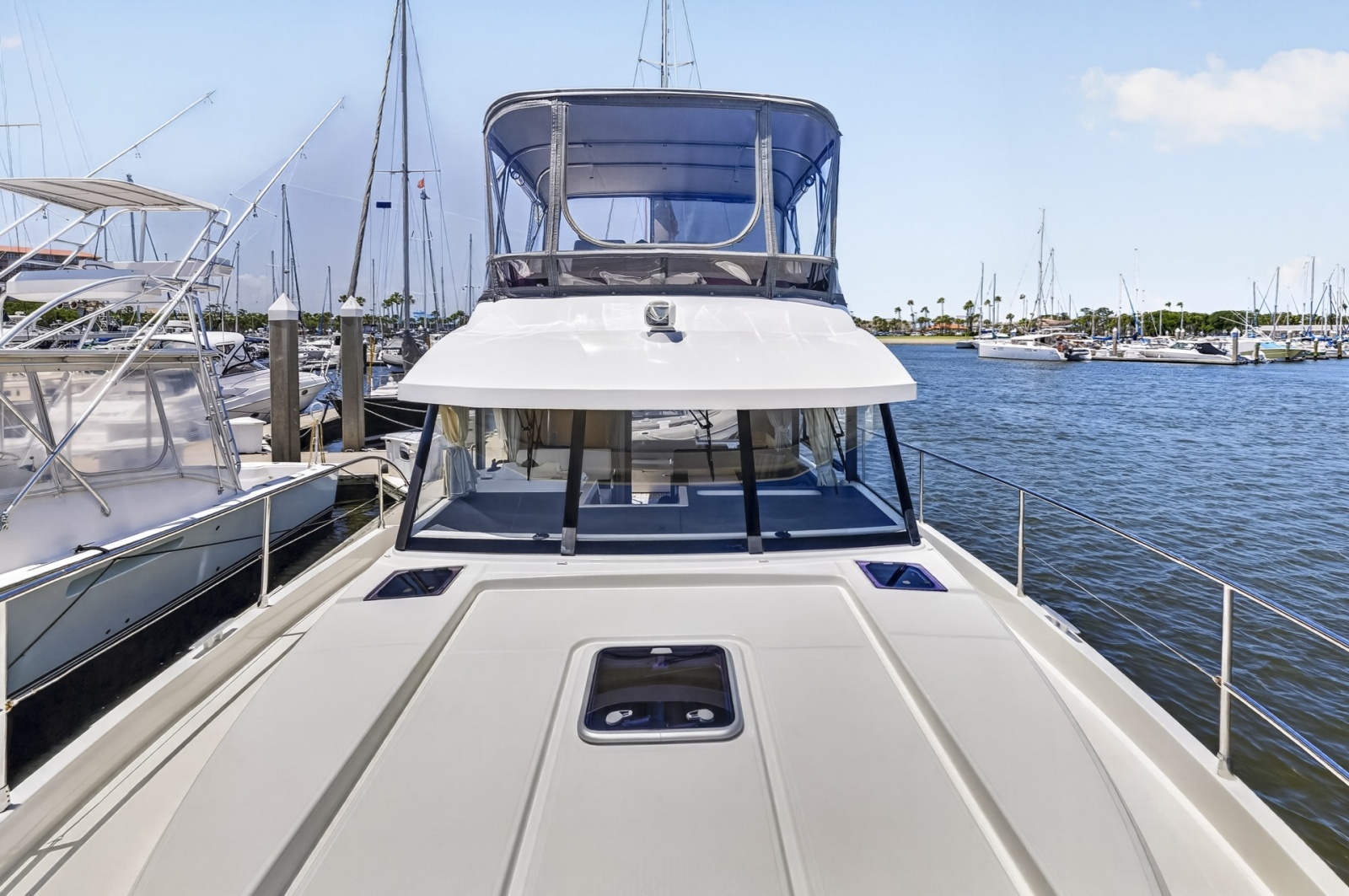 2022 Beneteau Swift Trawler 41 Fly