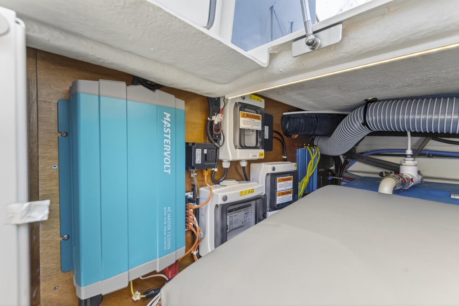 2022 Beneteau Swift Trawler 41 Fly