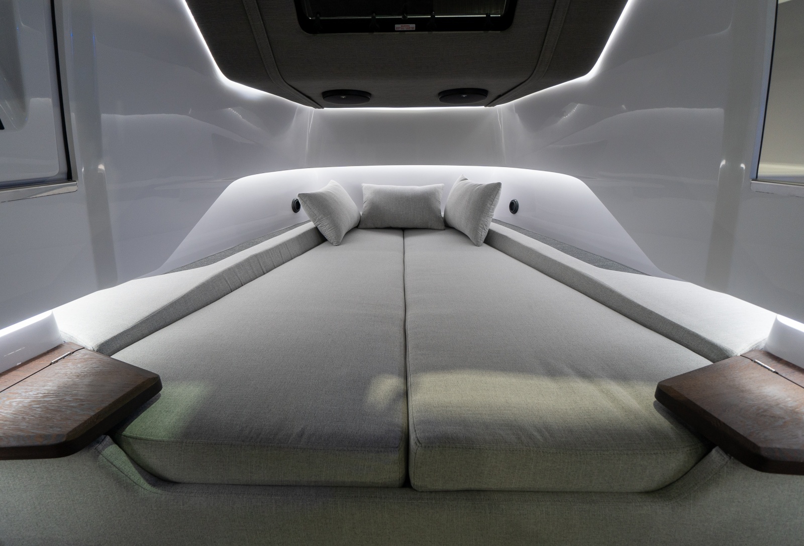 Stock 20 37ft Axopar Yacht For Sale