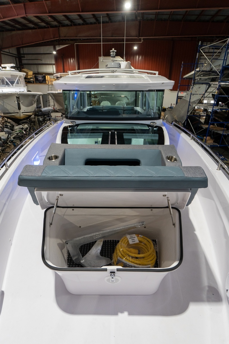 Stock 20 37ft Axopar Yacht For Sale