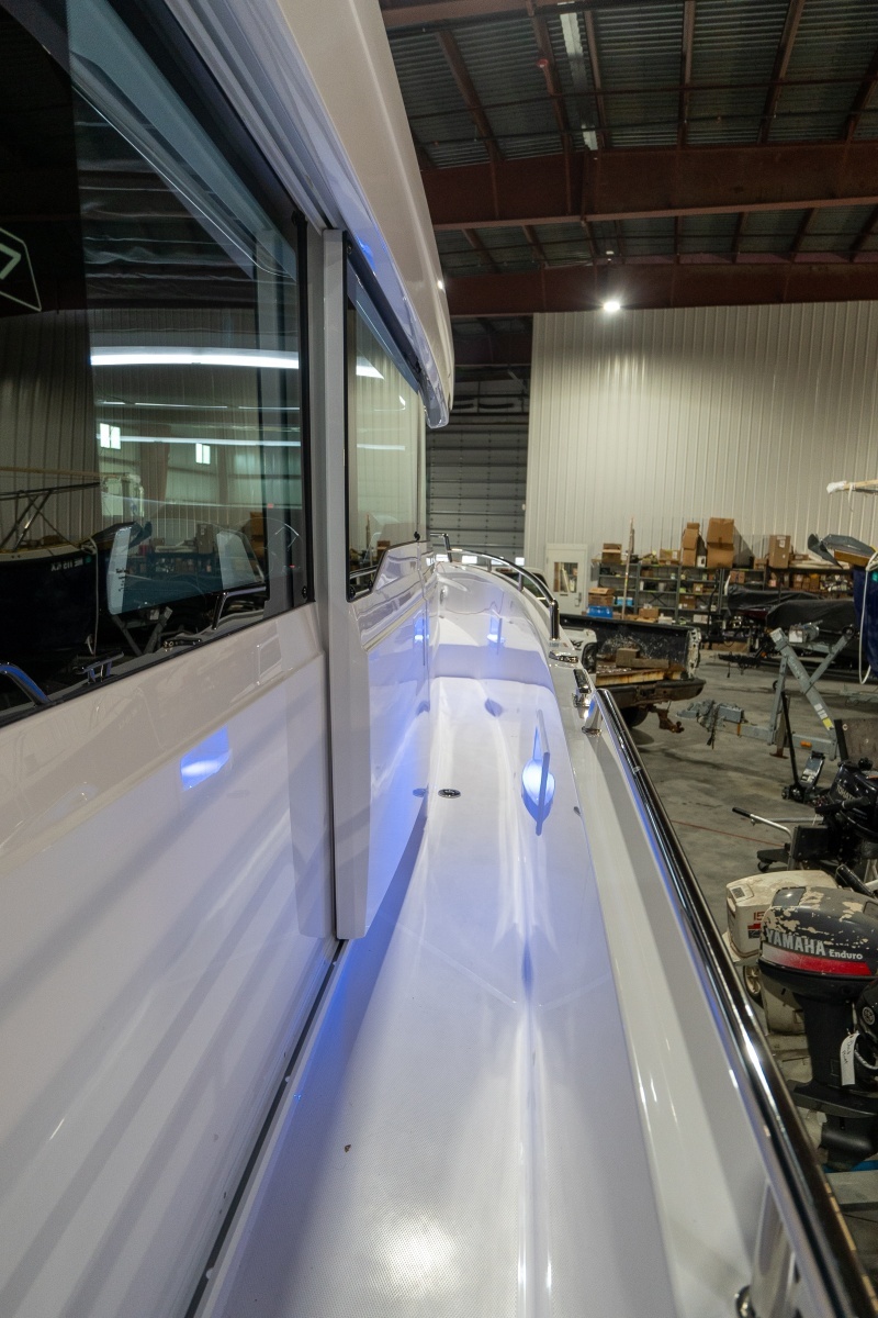 Stock 20 37ft Axopar Yacht For Sale