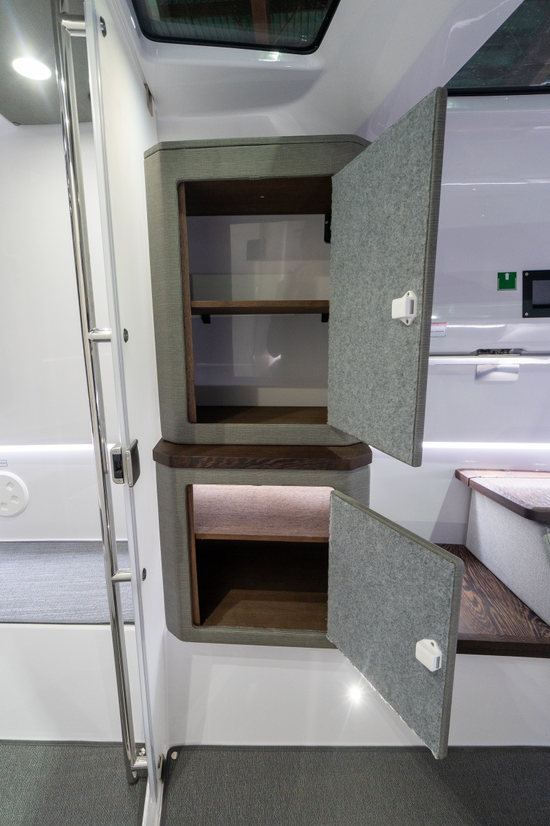 Stock 20 37ft Axopar Yacht For Sale