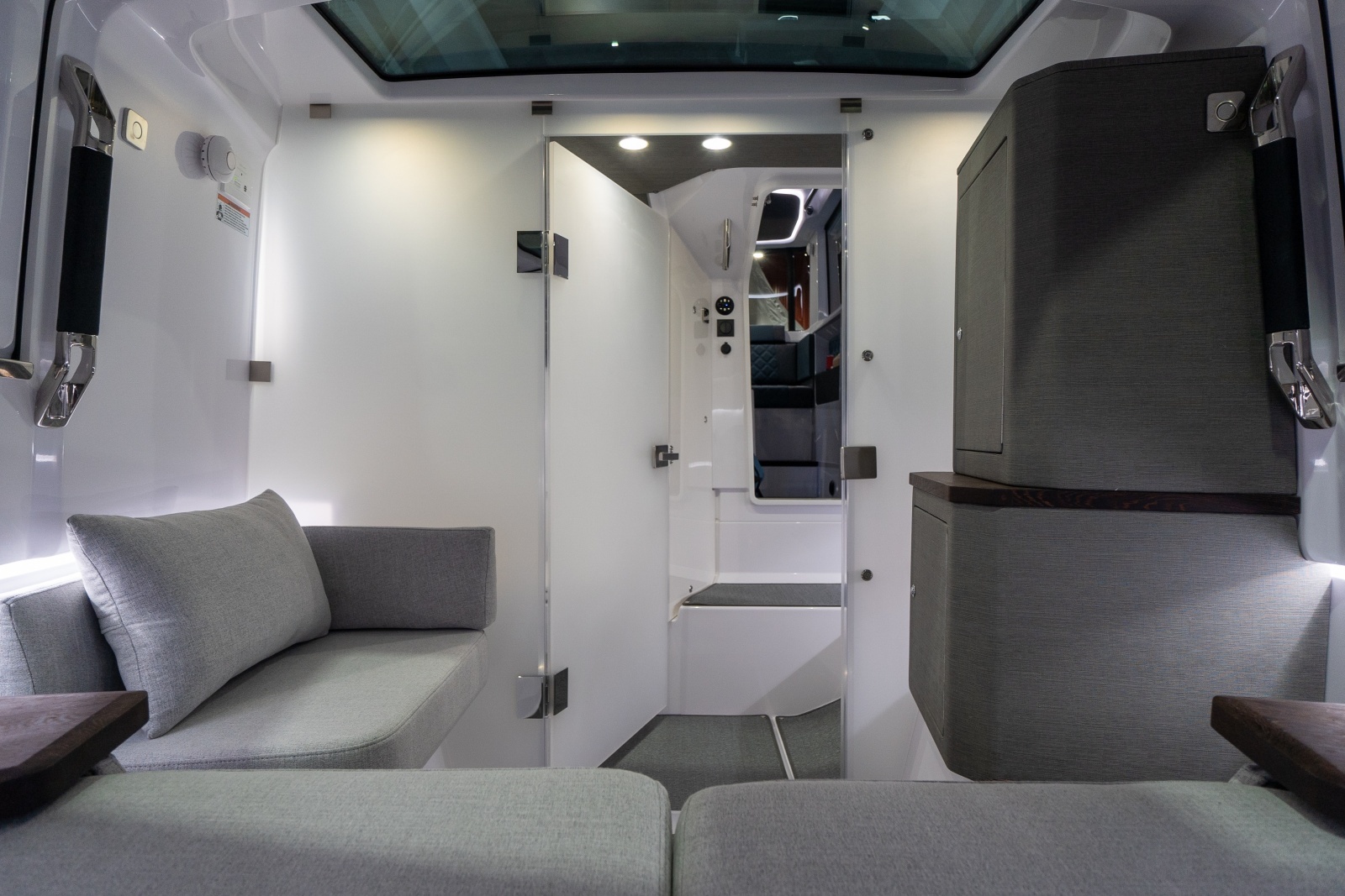 Stock 20 37ft Axopar Yacht For Sale