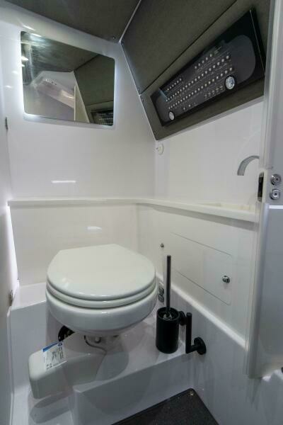 Stock 9 37ft Axopar Yacht For Sale