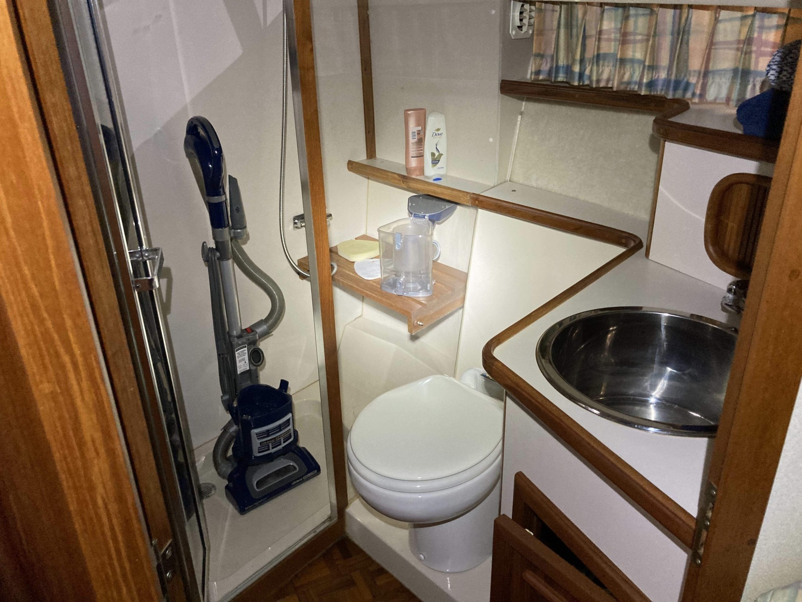 Lady J 38ft Carver Yacht For Sale