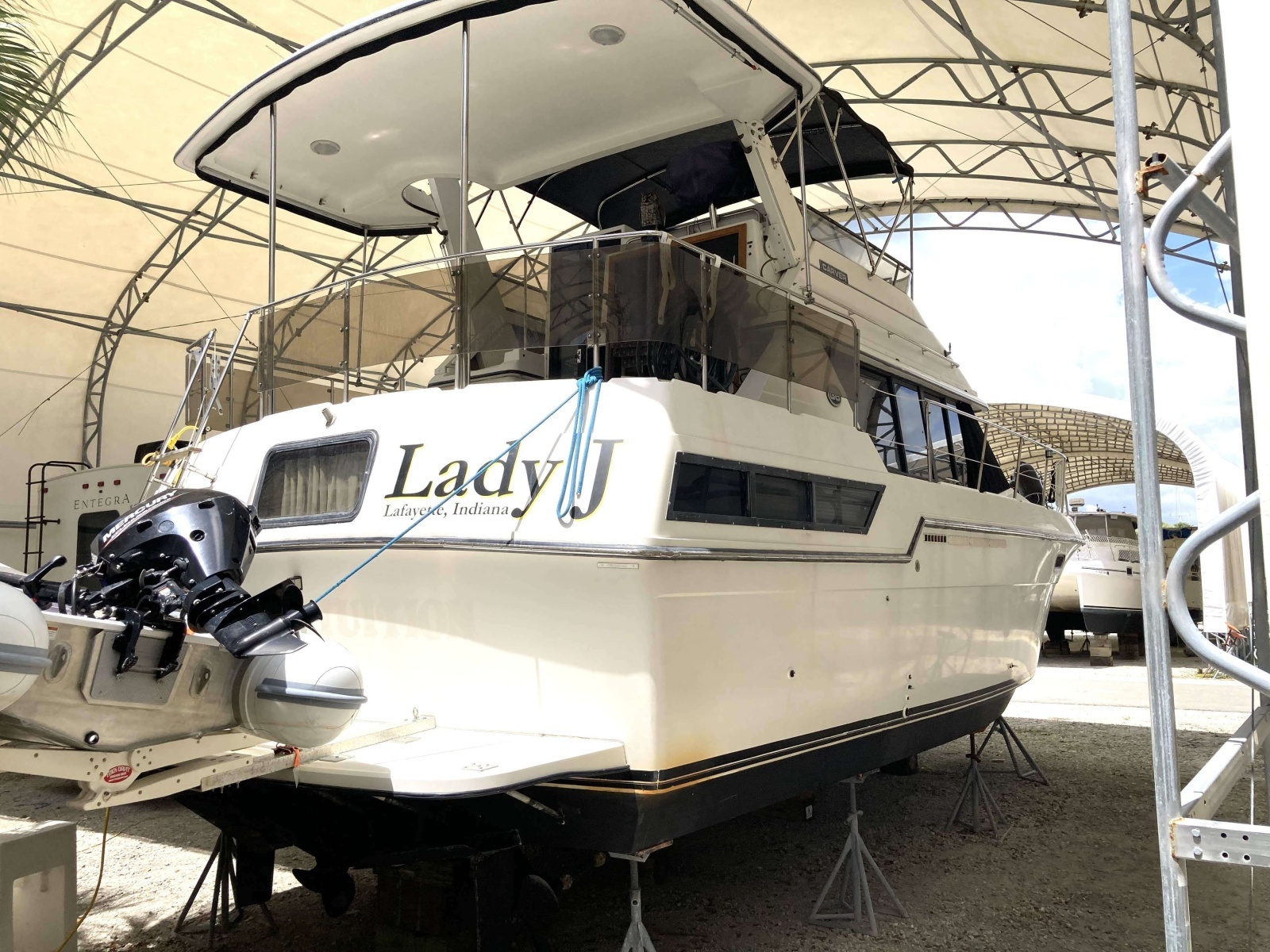 Lady J 38ft Carver Yacht For Sale