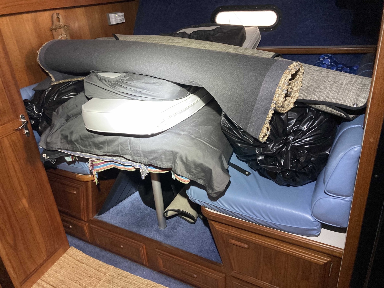 Lady J 38ft Carver Yacht For Sale