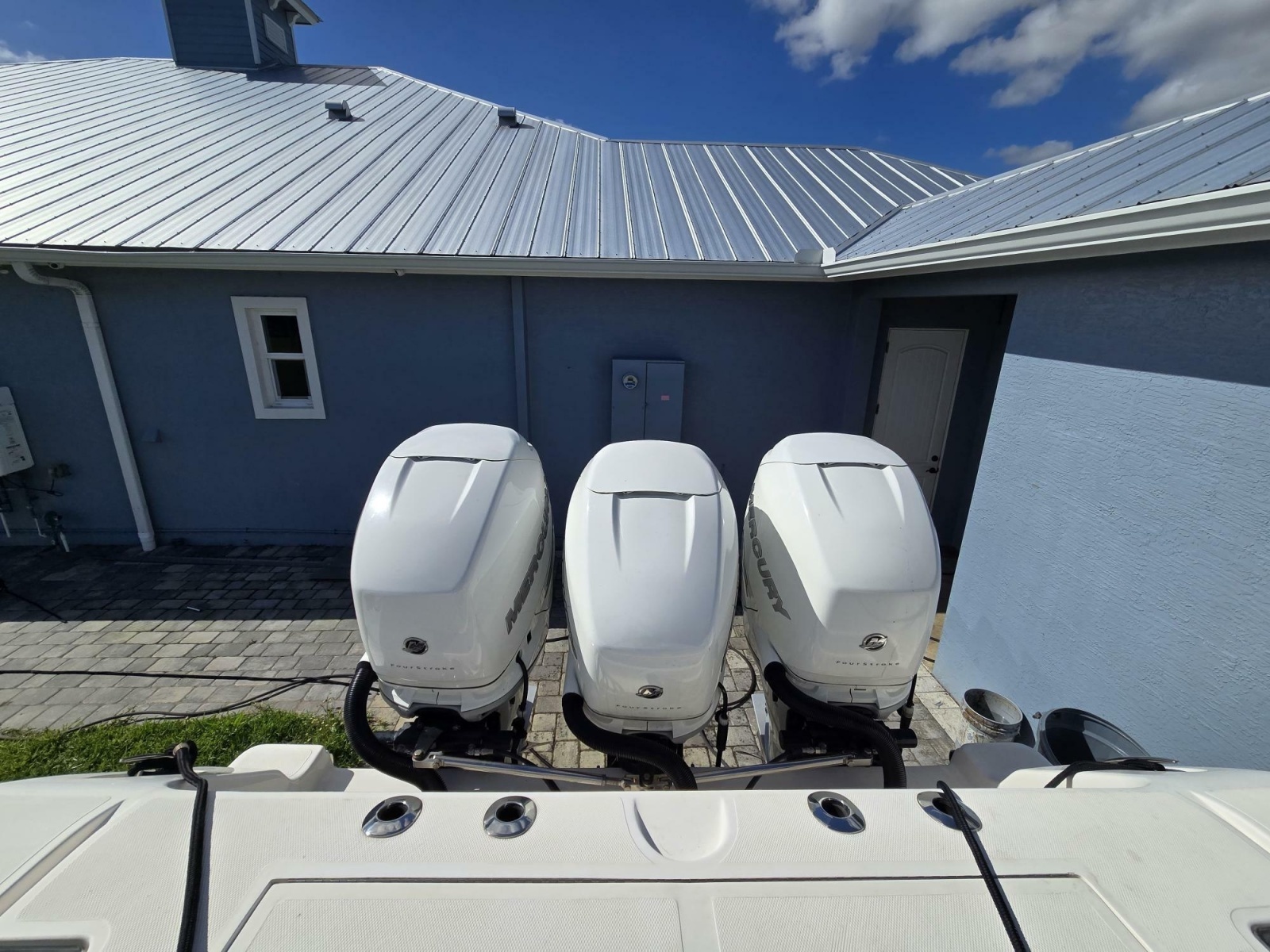 35ft Streamline Yacht For Sale