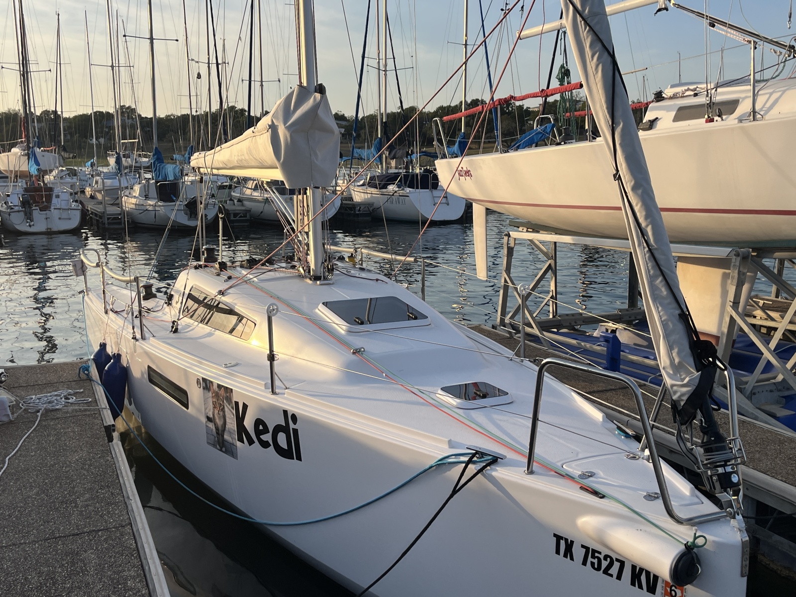 27' 2024 Beneteau 