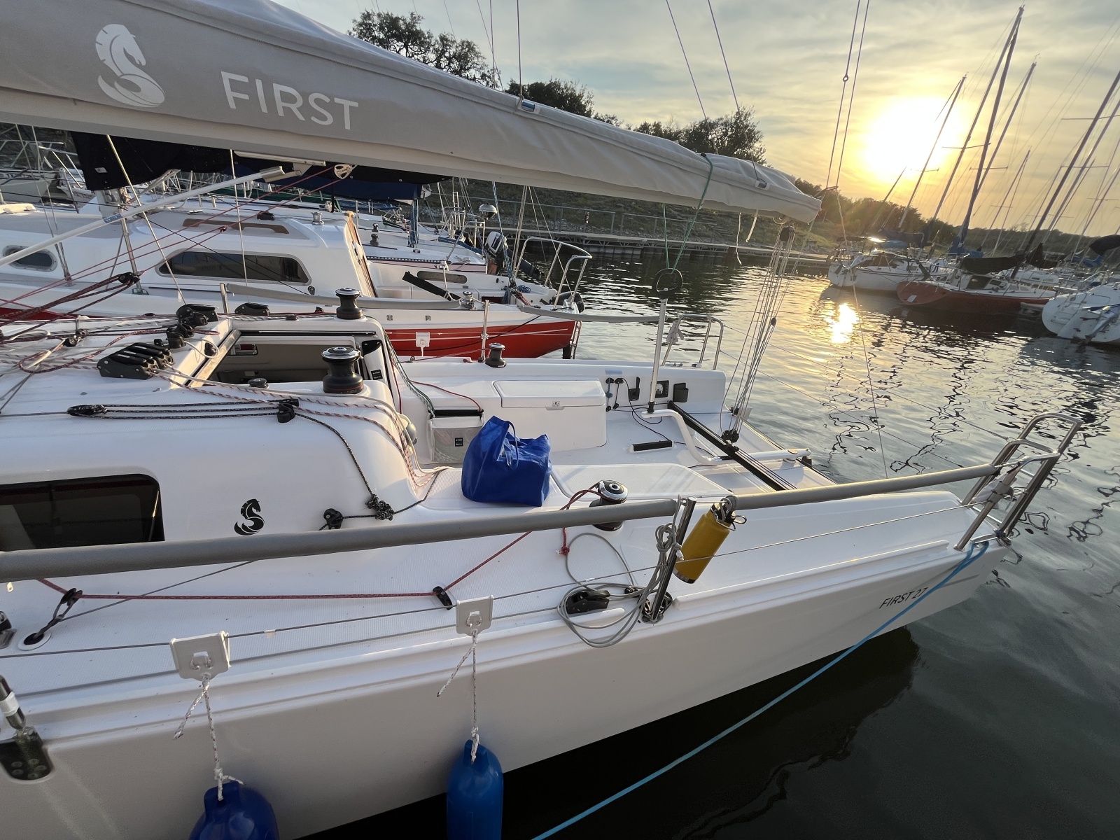 27' 2024 Beneteau 