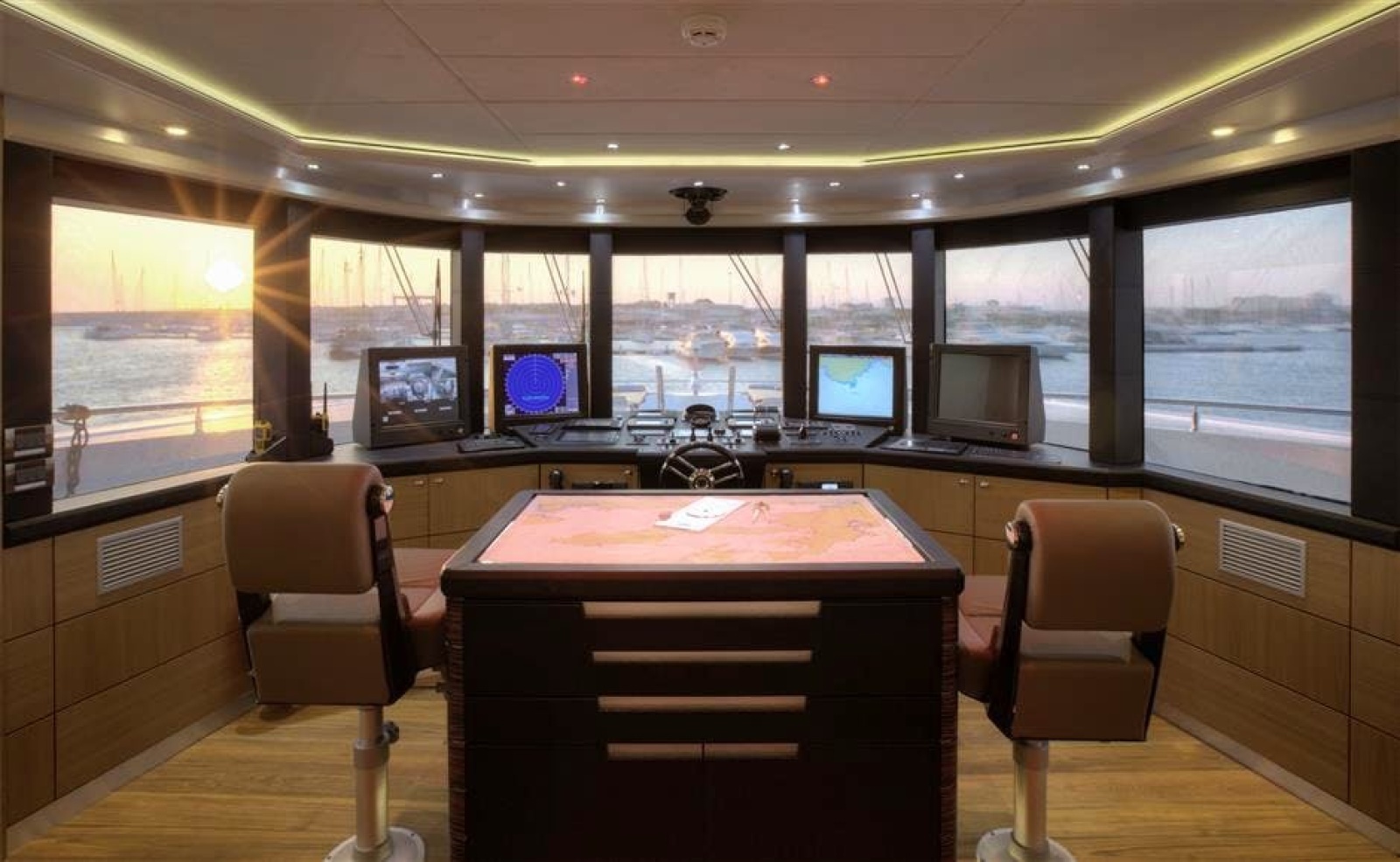 SHU U RITE 111ft Curvelle Yacht For Sale