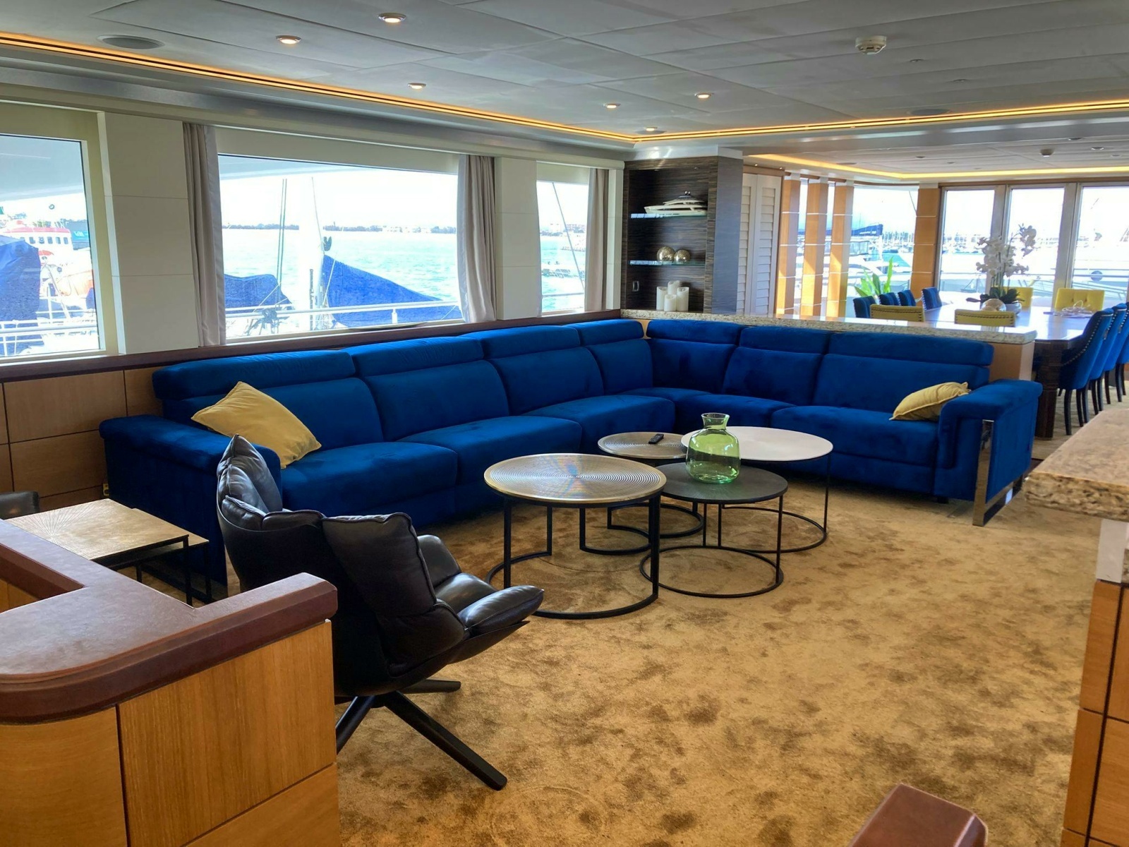 SHU U RITE 111ft Curvelle Yacht For Sale