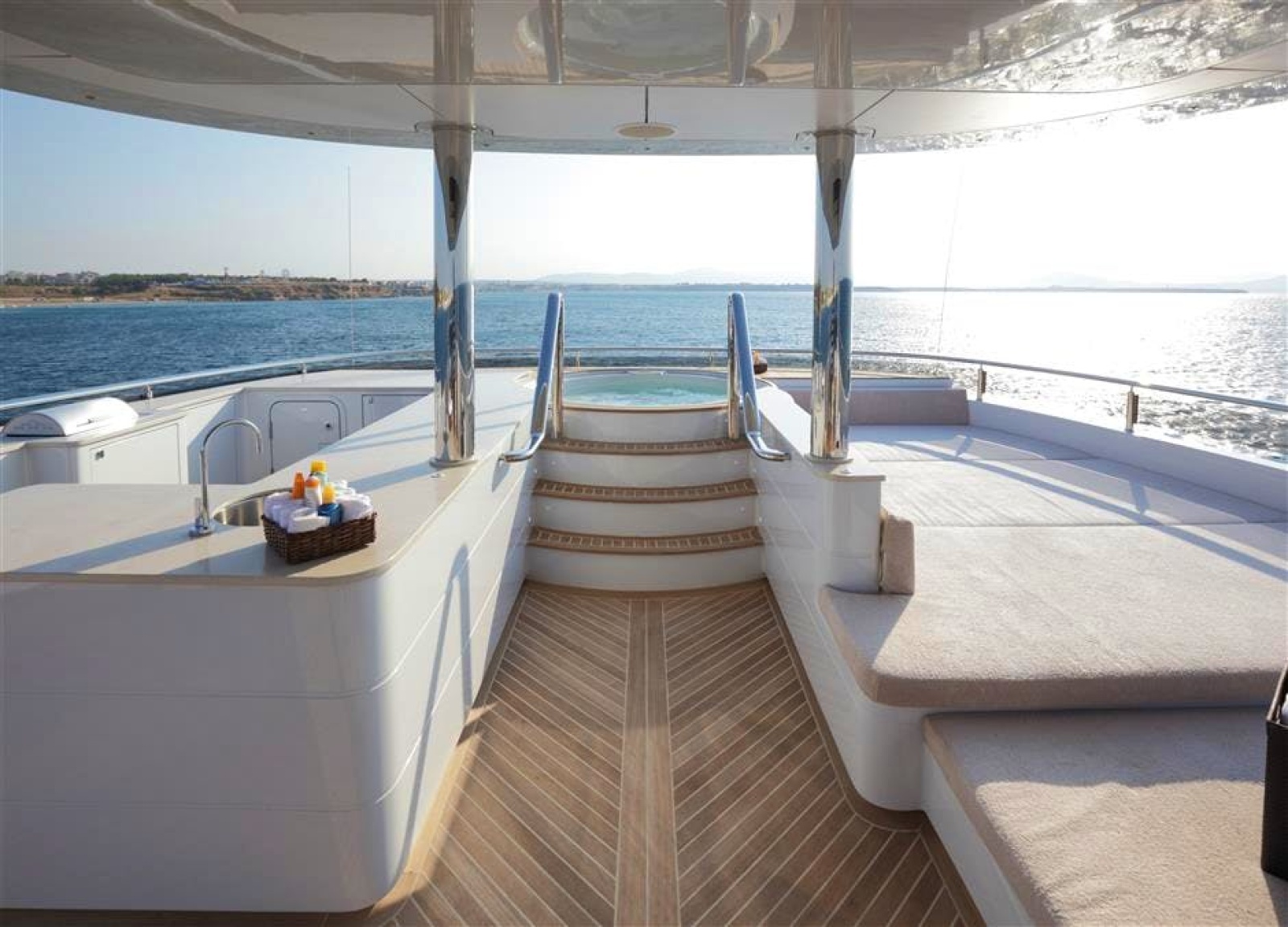 SHU U RITE 111ft Curvelle Yacht For Sale