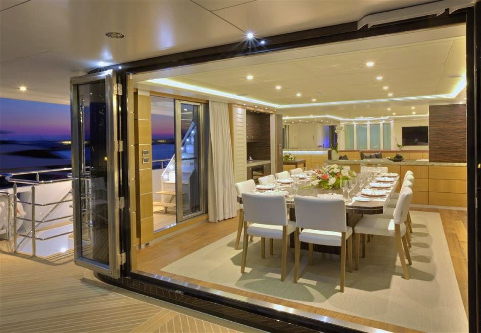 SHU U RITE 111ft Curvelle Yacht For Sale