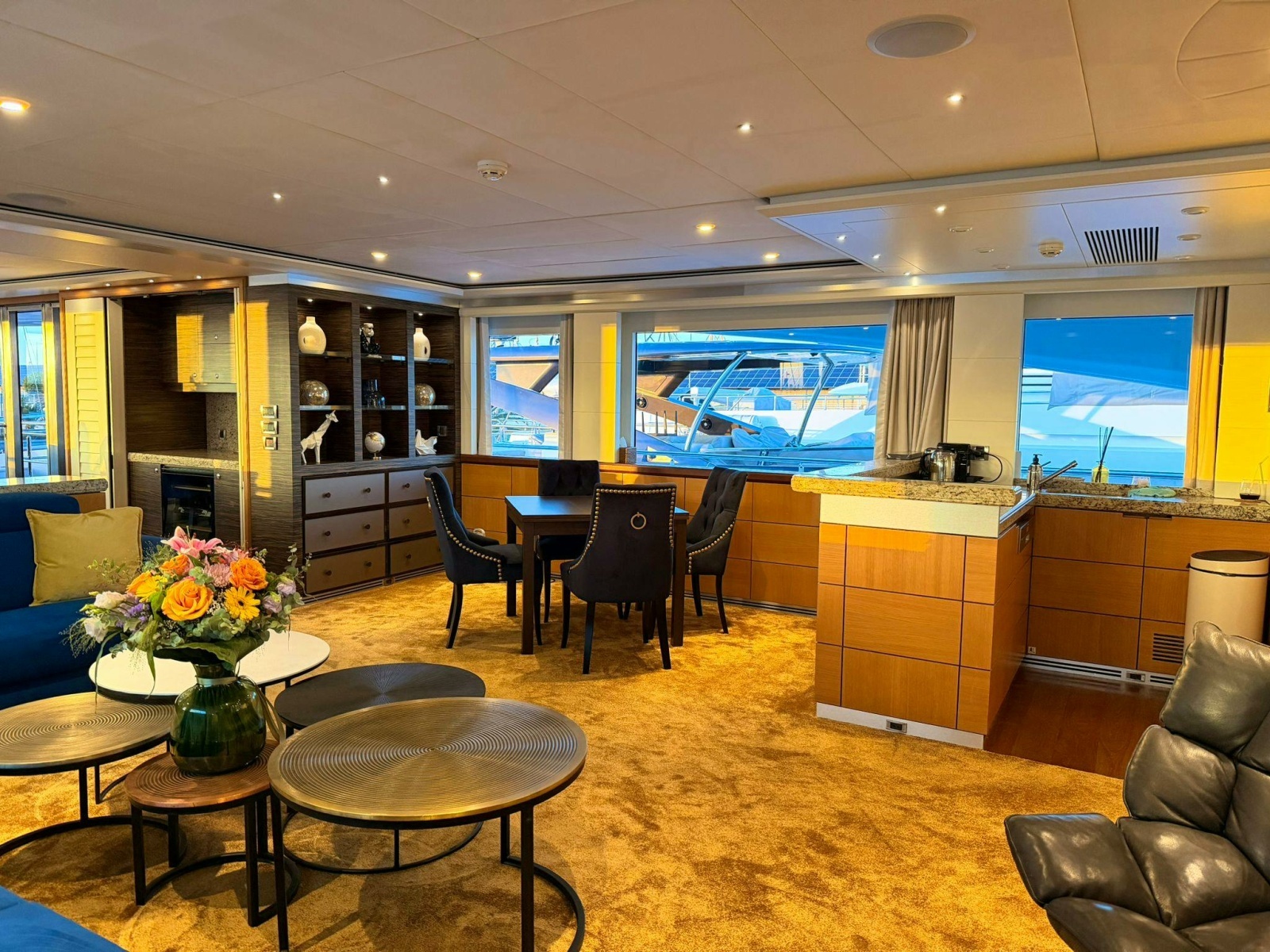 SHU U RITE 111ft Curvelle Yacht For Sale