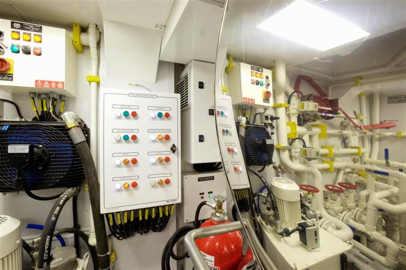 111' 2013 Curvelle Custom