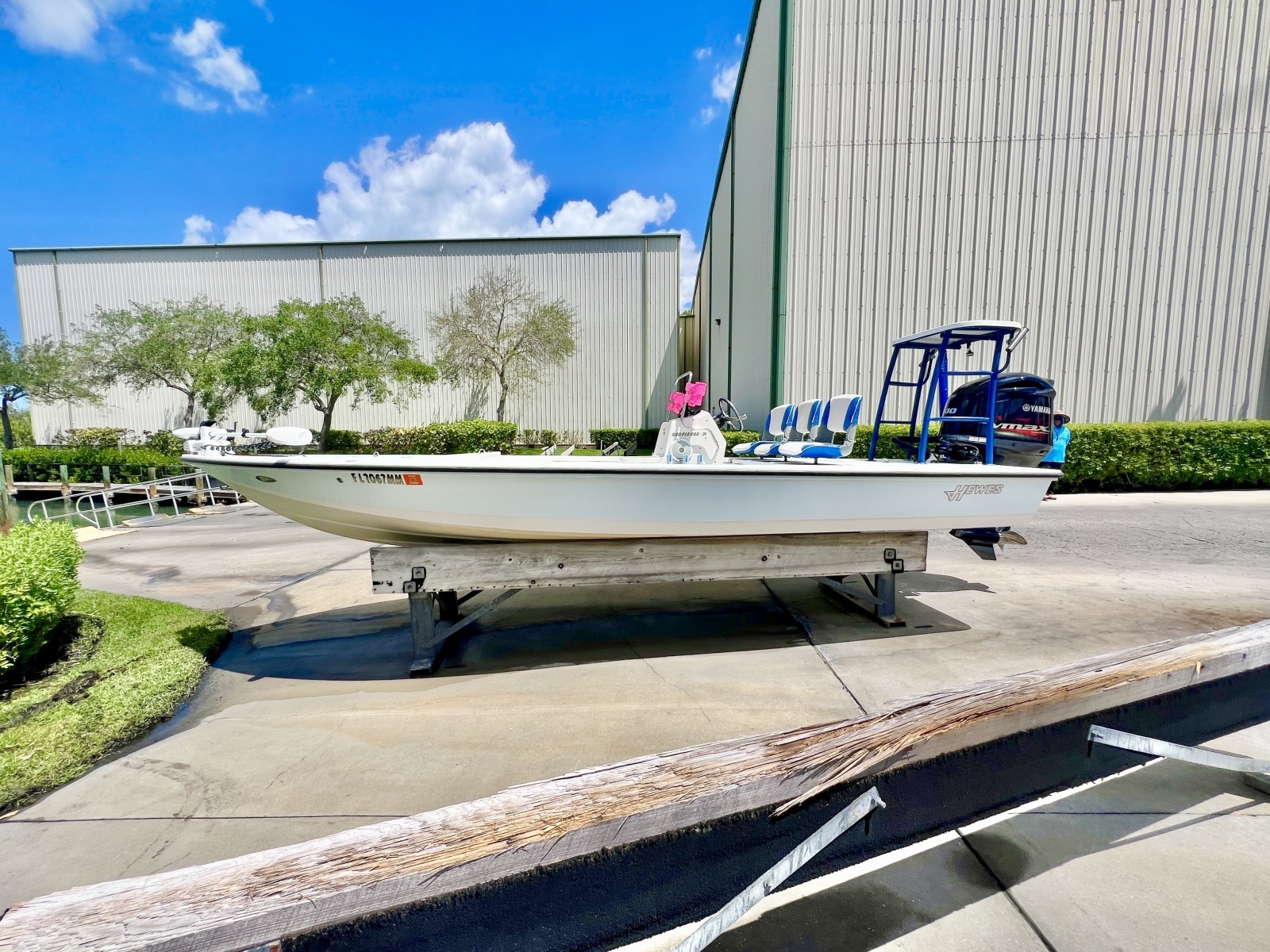 21ft Hewes Yacht For Sale