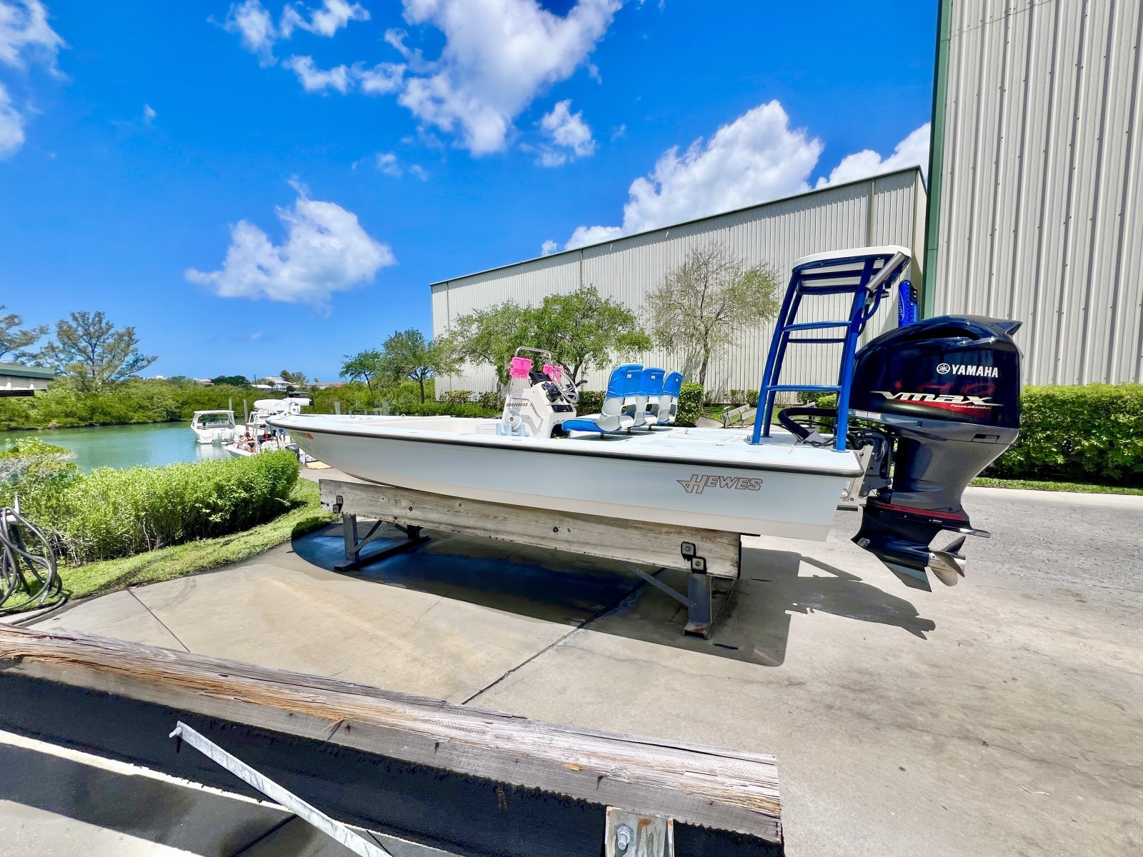 21ft Hewes Yacht For Sale