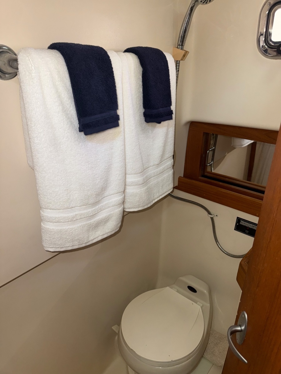 34ft Mainship Yacht For Sale