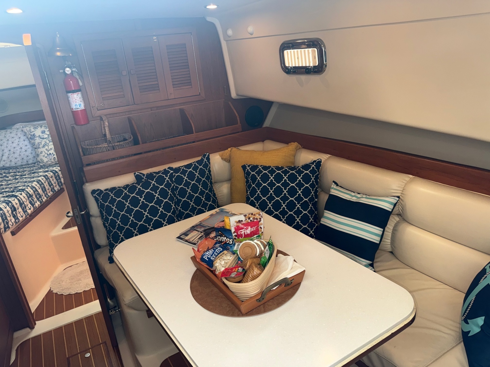 34ft Mainship Yacht For Sale