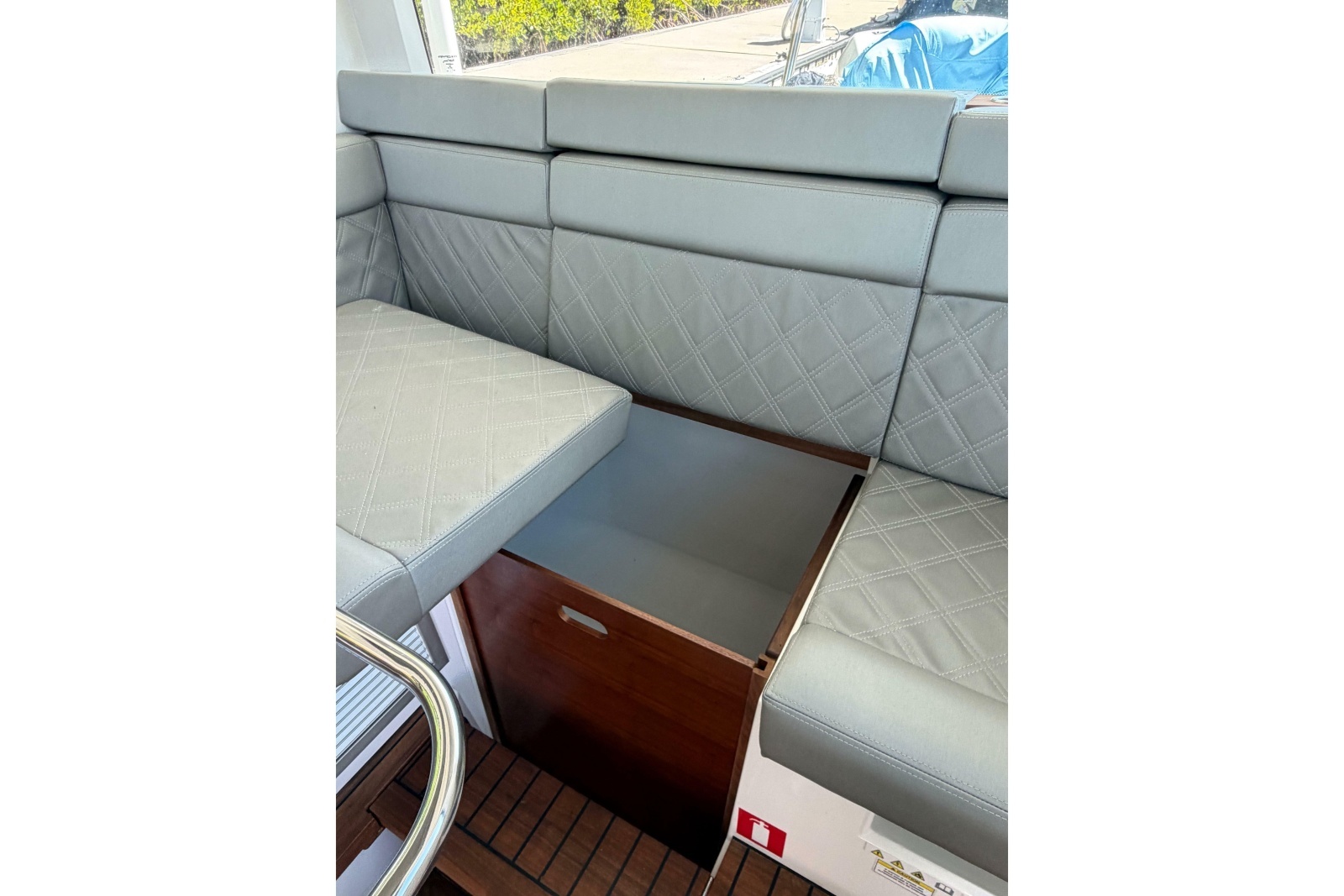 Venture Off 37ft Axopar Yacht For Sale