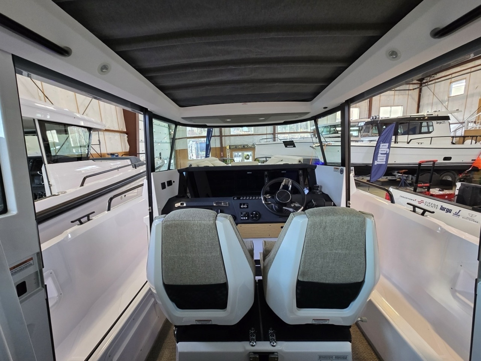 2026 Axopar Cross Cabin