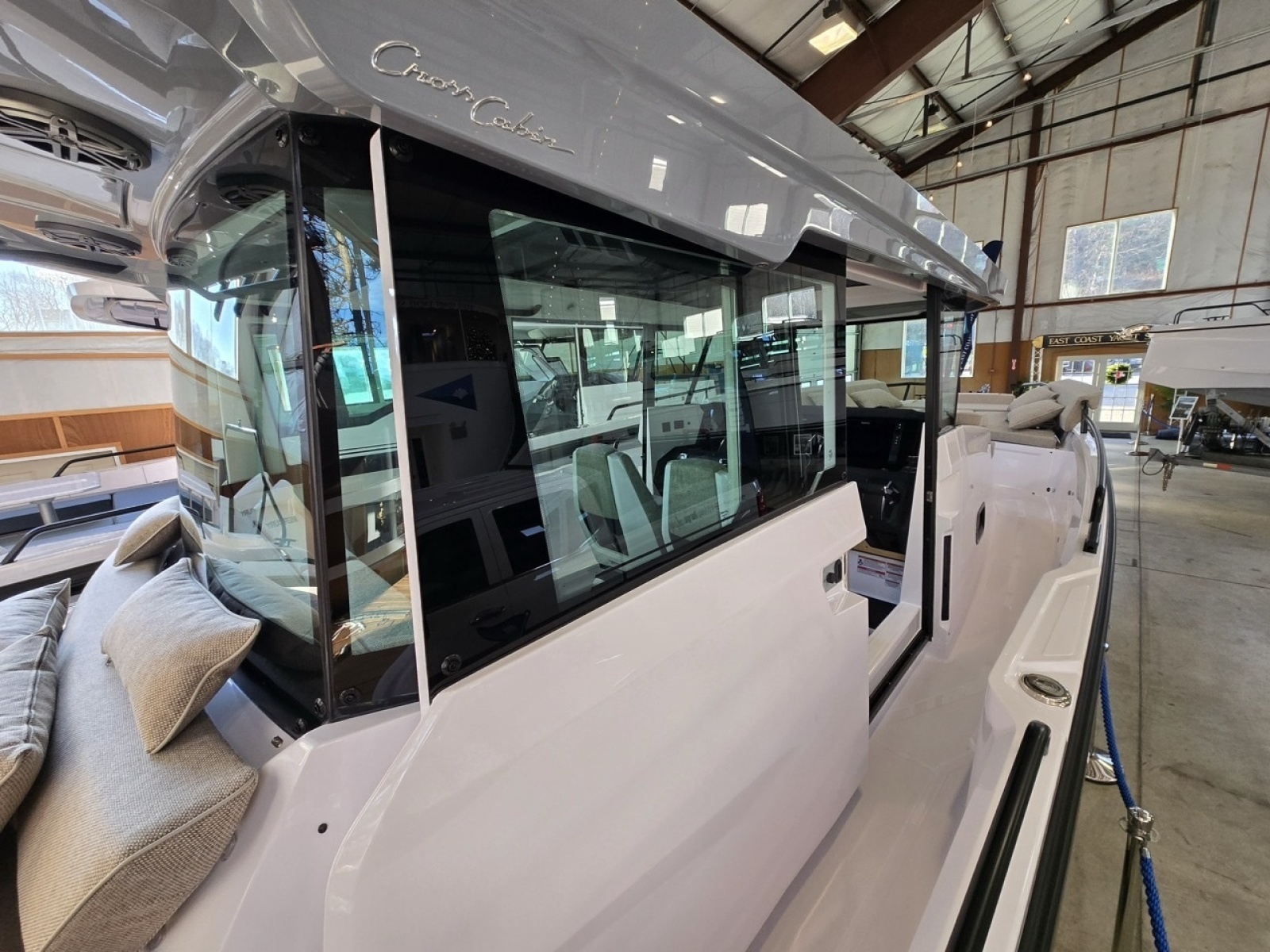 2026 Axopar Cross Cabin