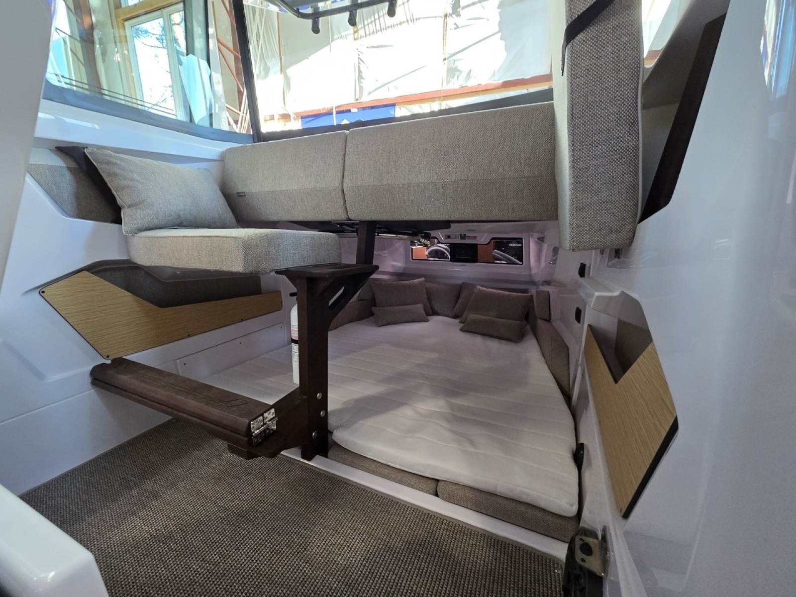 2026 Axopar Cross Cabin