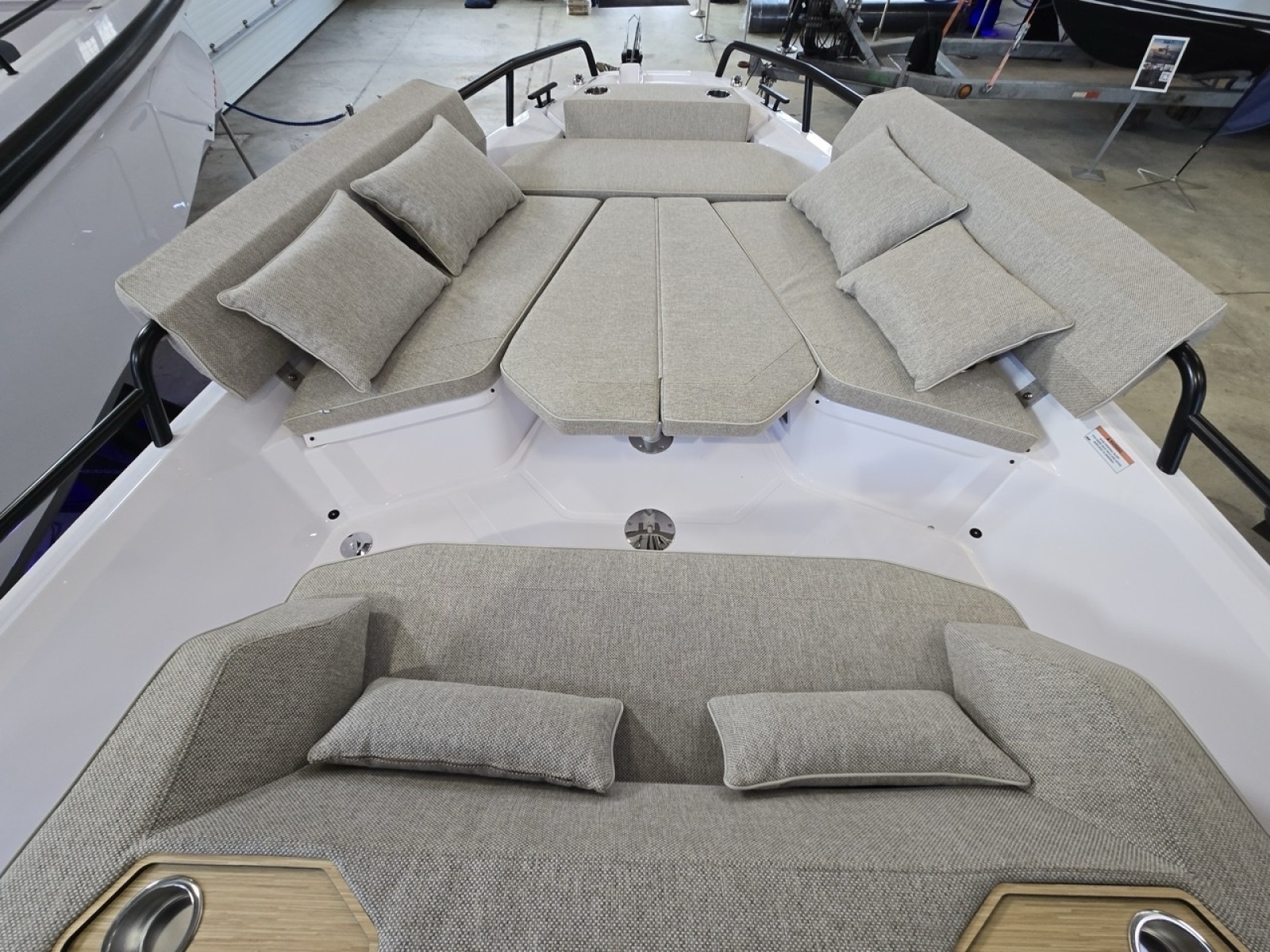 2026 Axopar Cross Cabin