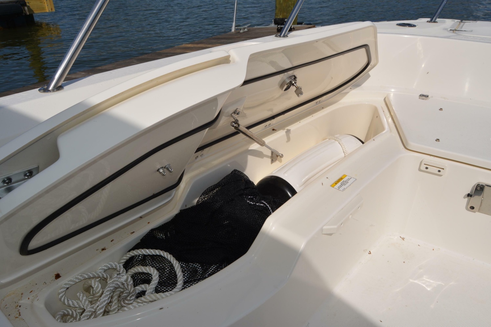 27' 2021 Boston Whaler 270 Dauntless