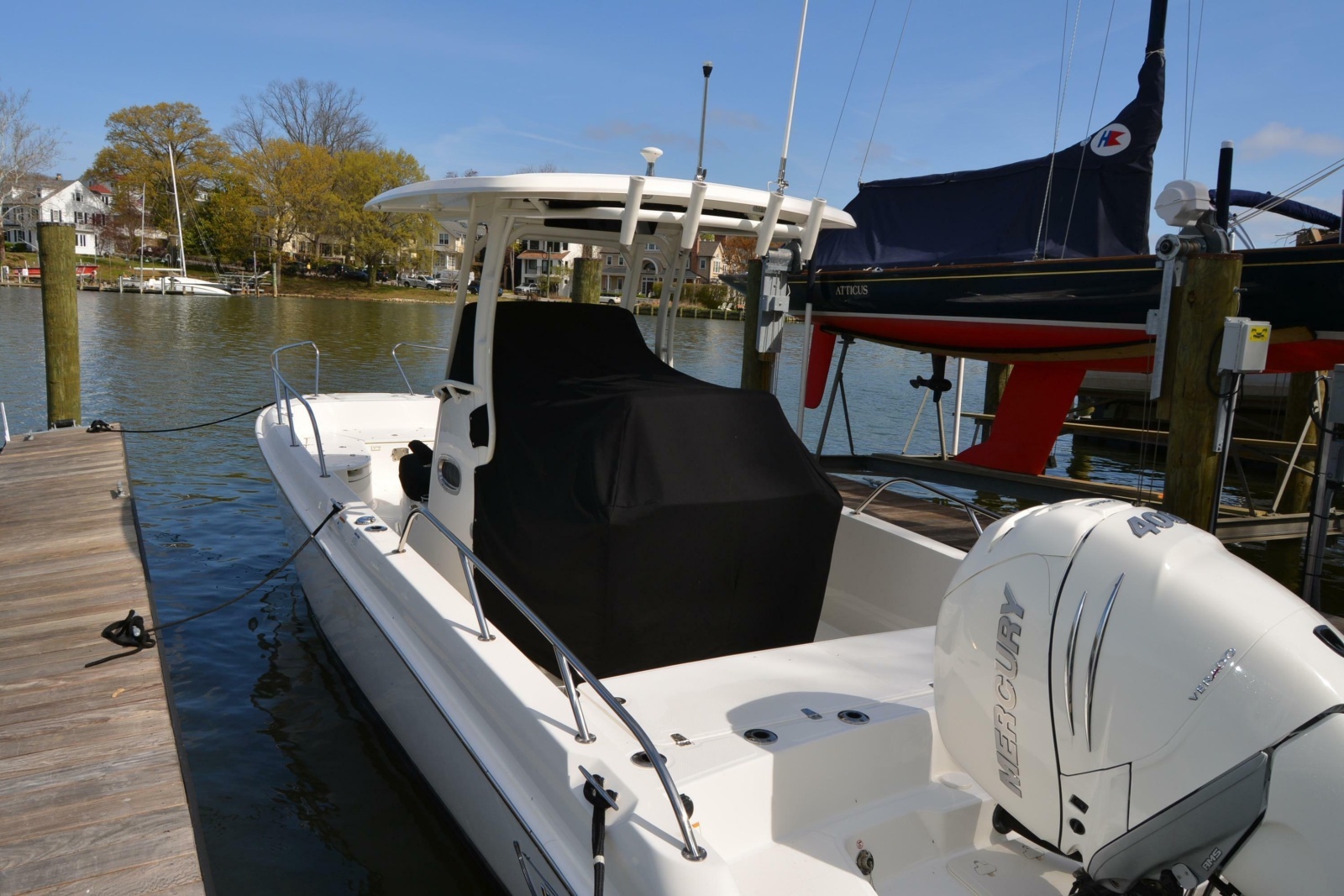 2021 Boston Whaler 270 Dauntless