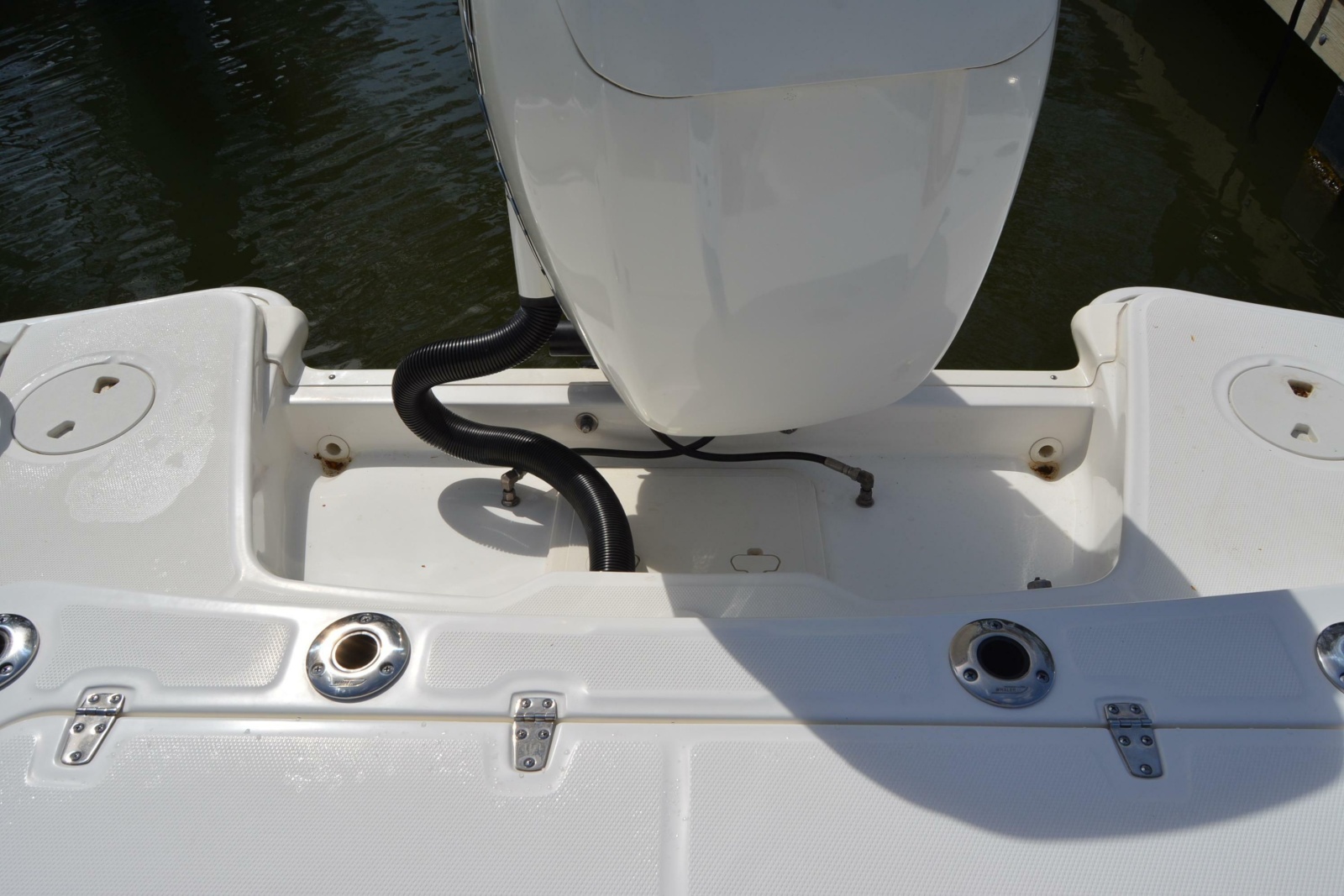 27' 2021 Boston Whaler 270 Dauntless