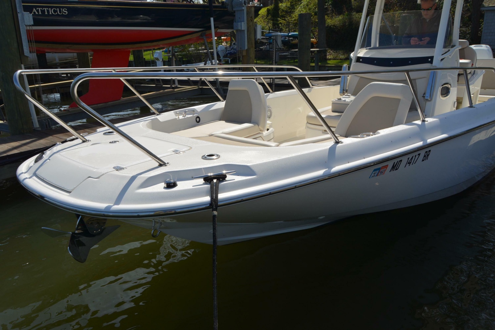 27' 2021 Boston Whaler 270 Dauntless