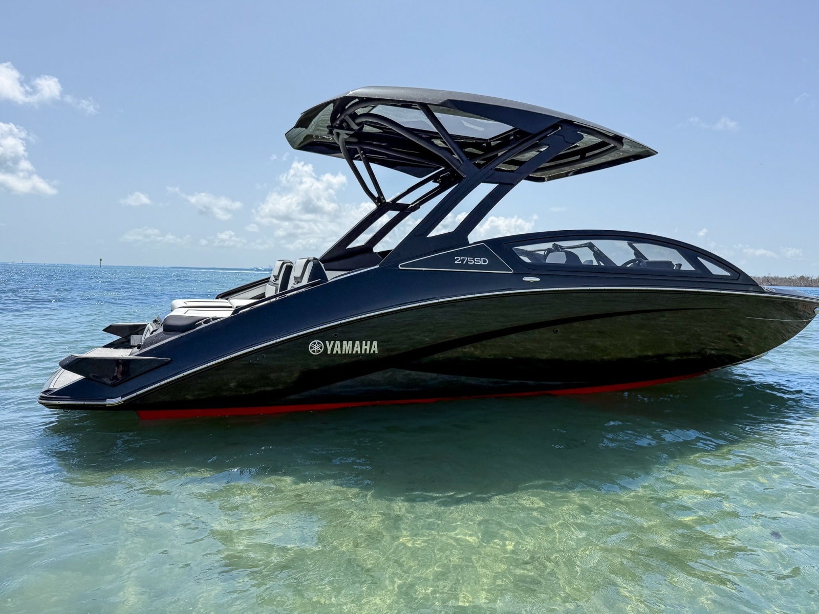 2025 Yamaha Boats 275SD