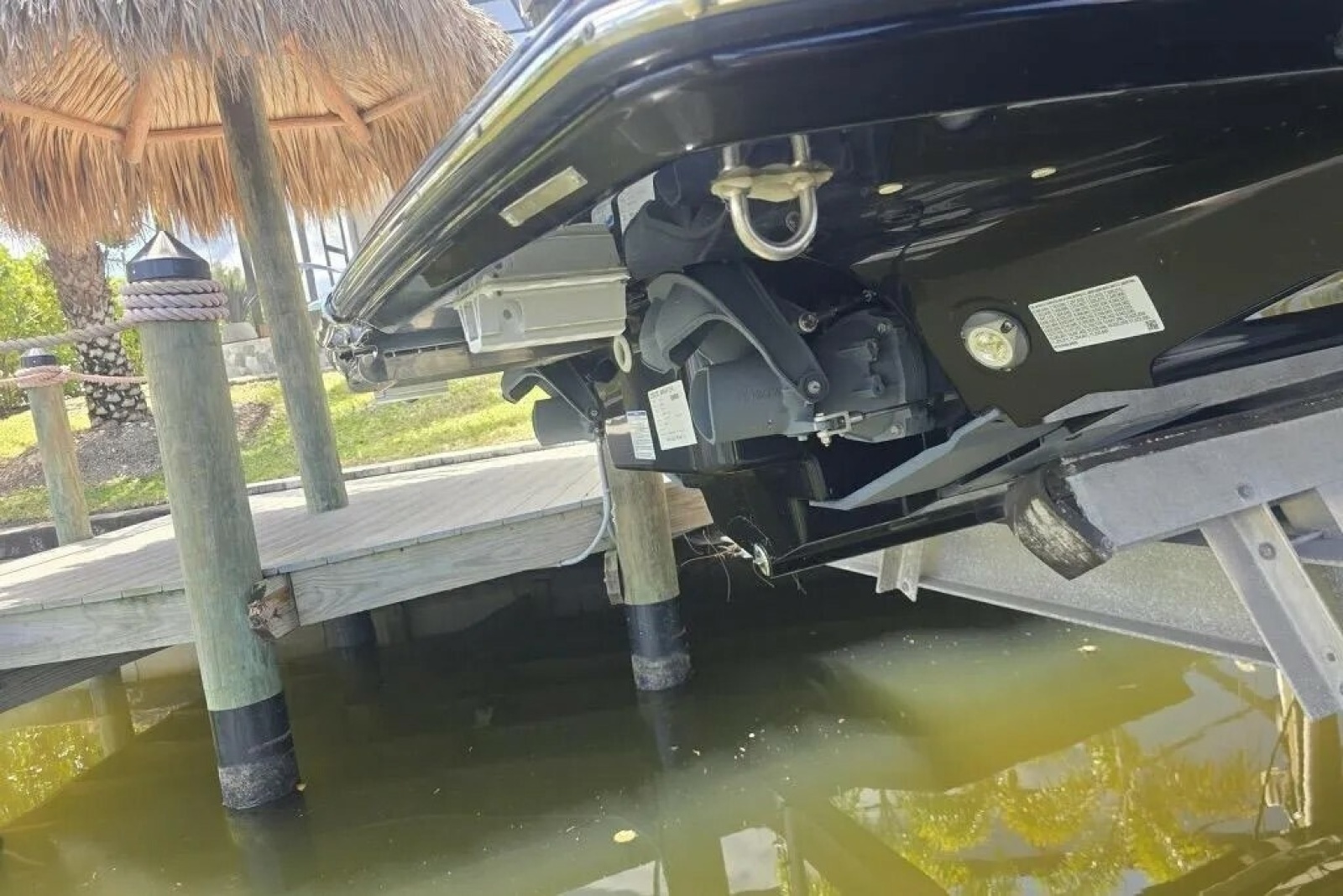 27' 2025 Yamaha Boats 275SD