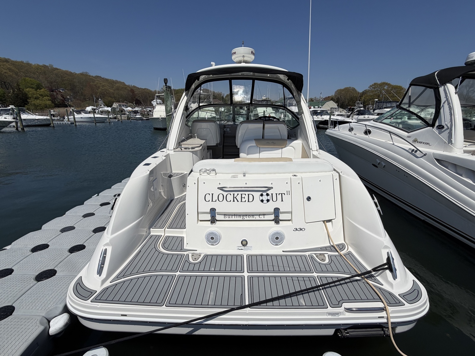 33ft Sea Ray Yacht For Sale