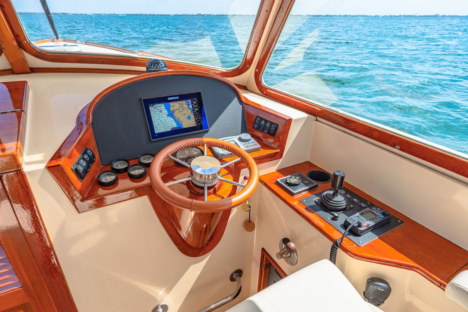 1998 36 Hinckley Picnic Boat 