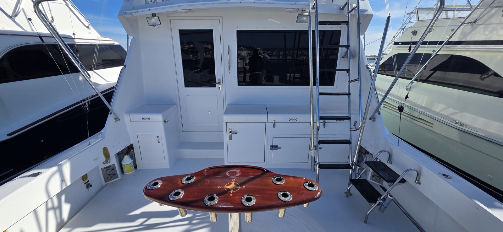 1989 Hatteras 52 Convertible