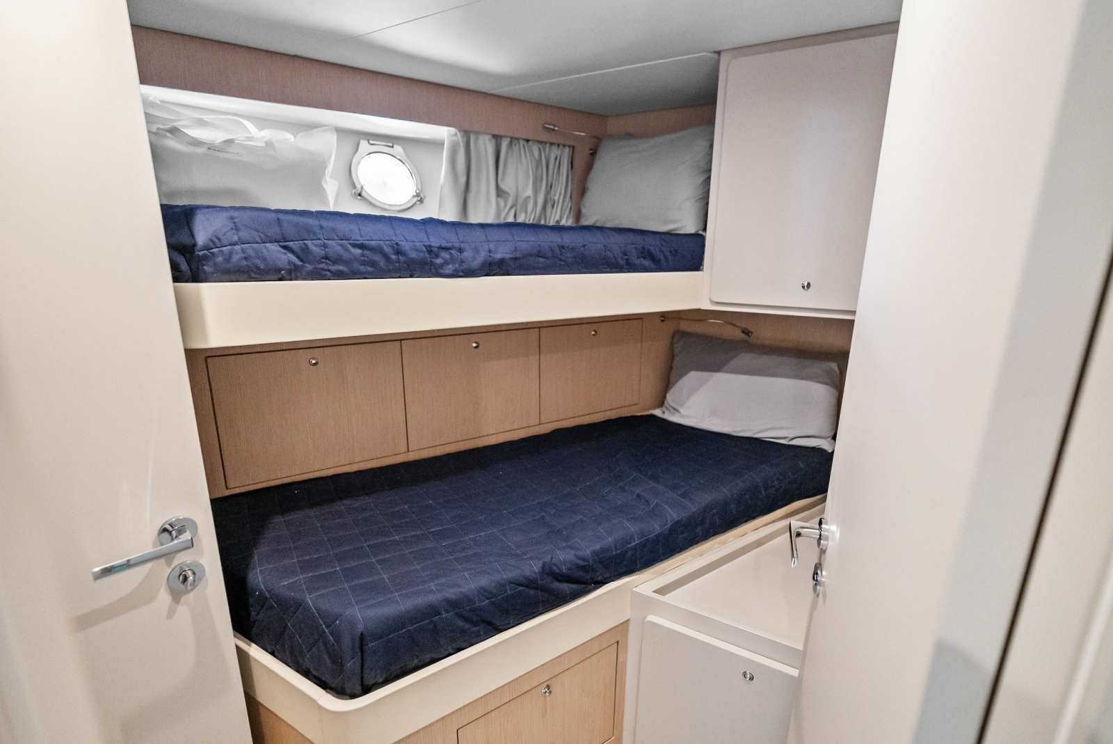 LADY F 86ft Ferretti Yachts Yacht For Sale