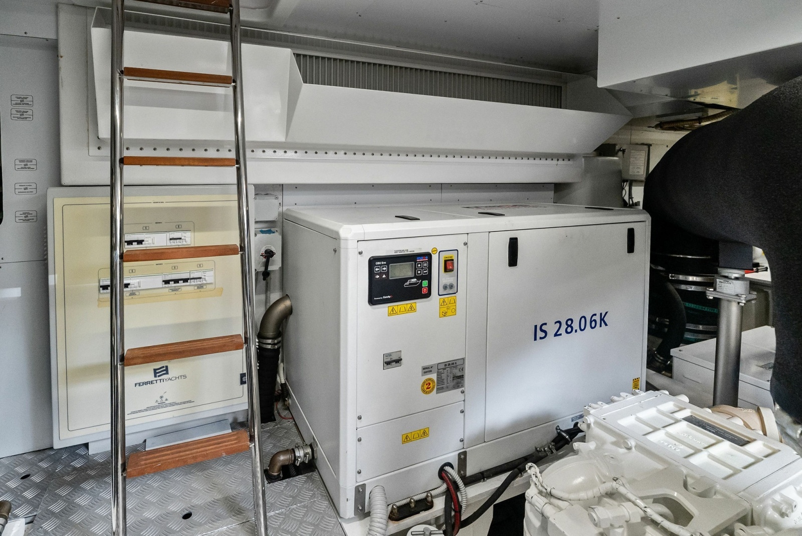 LADY F 86ft Ferretti Yachts Yacht For Sale