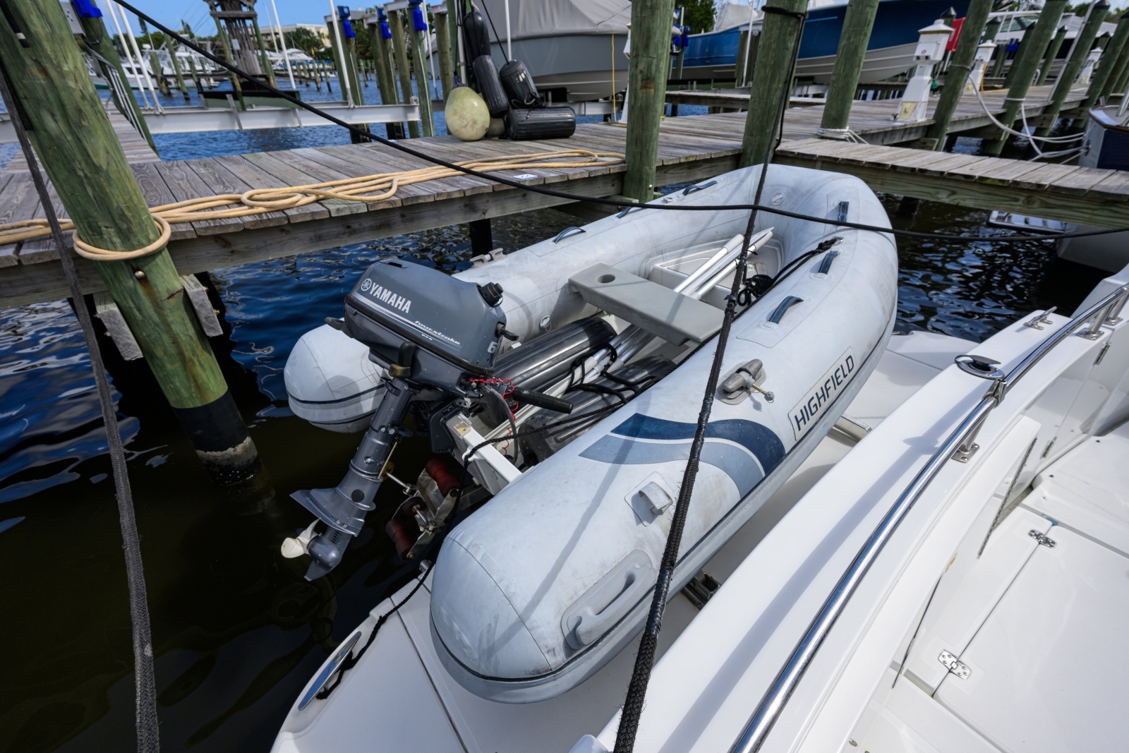 Carver 444 - Great Adventure