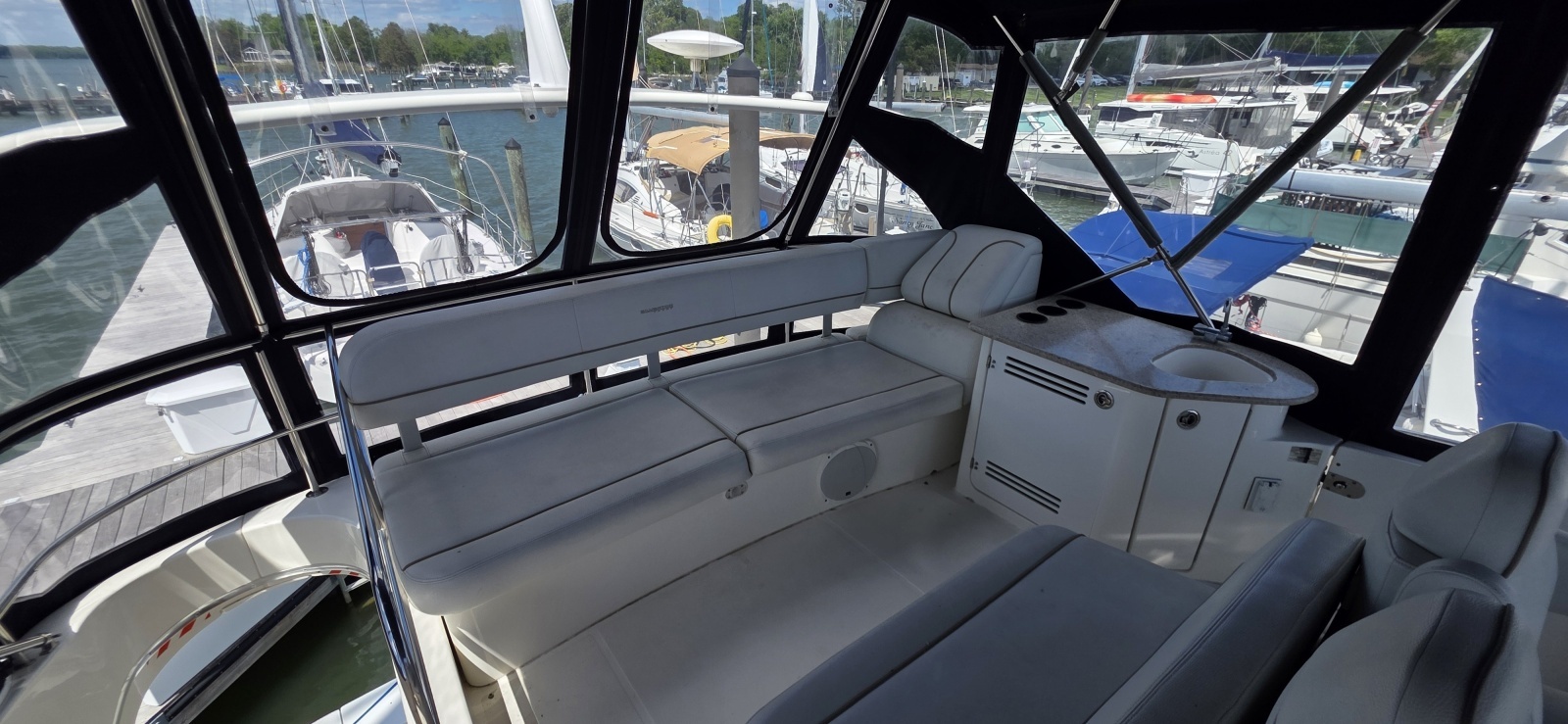 2006 Silverton 39 Motor Yacht
