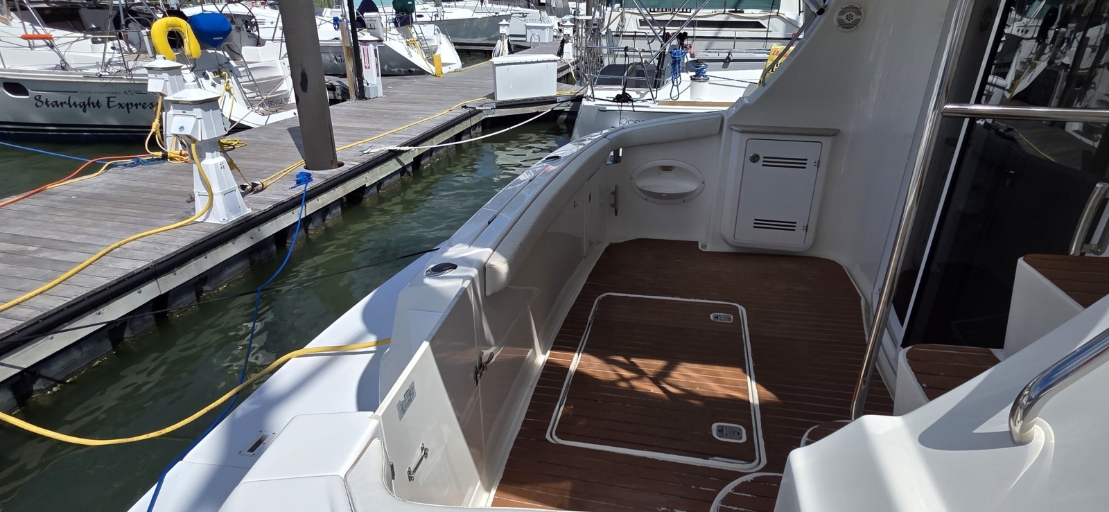 2006 Silverton 39 Motor Yacht