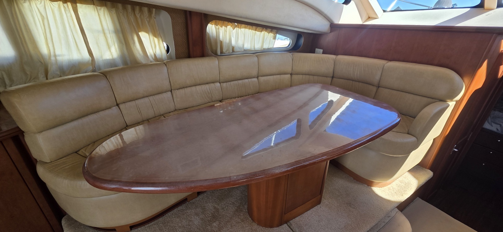 2006 Silverton 39 Motor Yacht