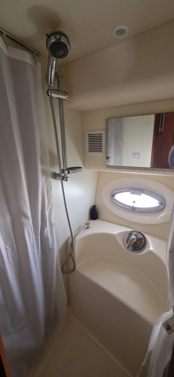 2006 Silverton 39 Motor Yacht