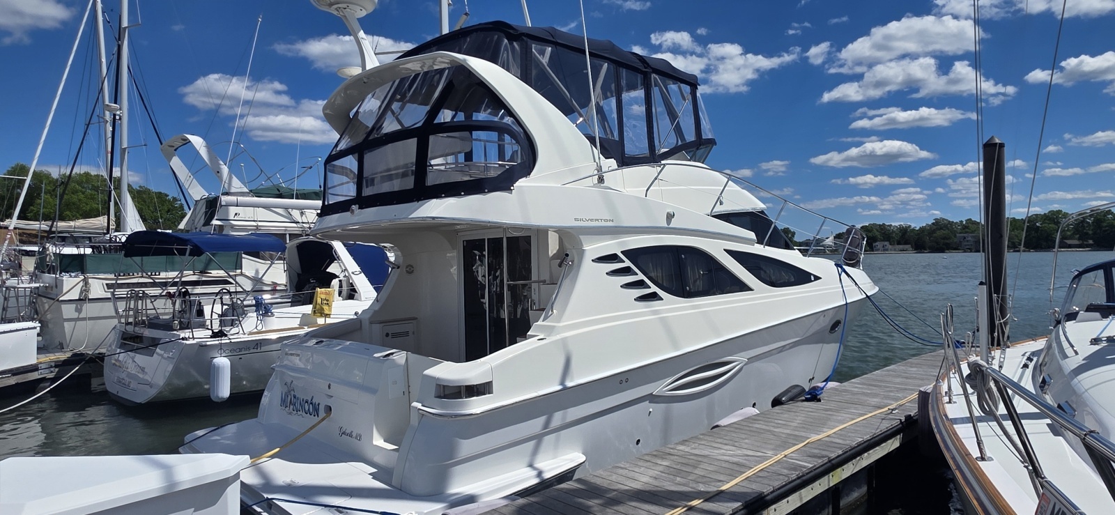 2006 Silverton 39 Motor Yacht