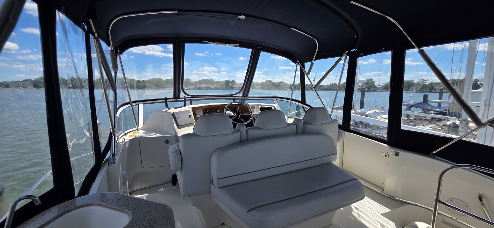 2006 Silverton 39 Motor Yacht