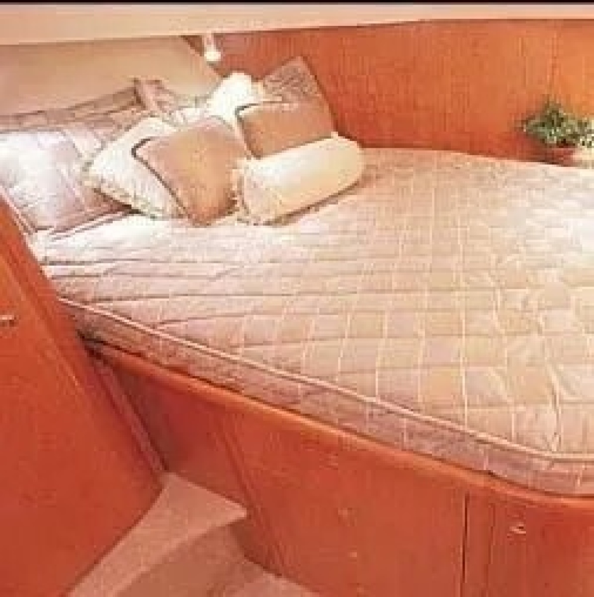 2006 Silverton 39 Motor Yacht